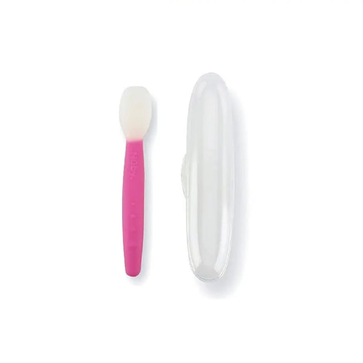 Nuby Garden Fresh - Silicone spoon with hygenic case (4 months +)