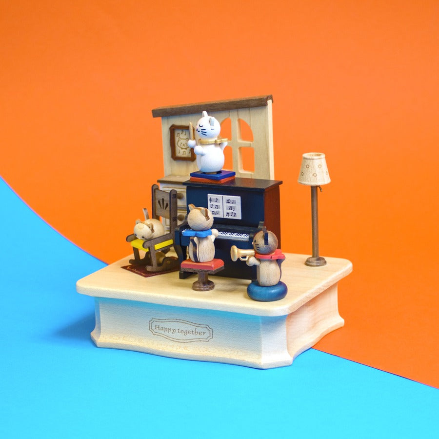 Wooderful Life Cats Play Piano