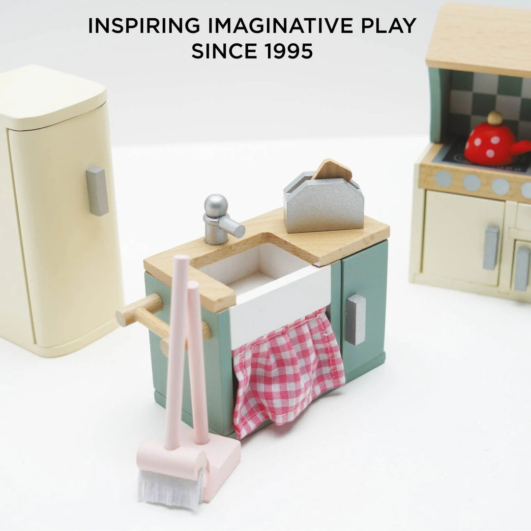 Le Toy Van Wooden Dolls House Kitchen Furniture - 20 Piece