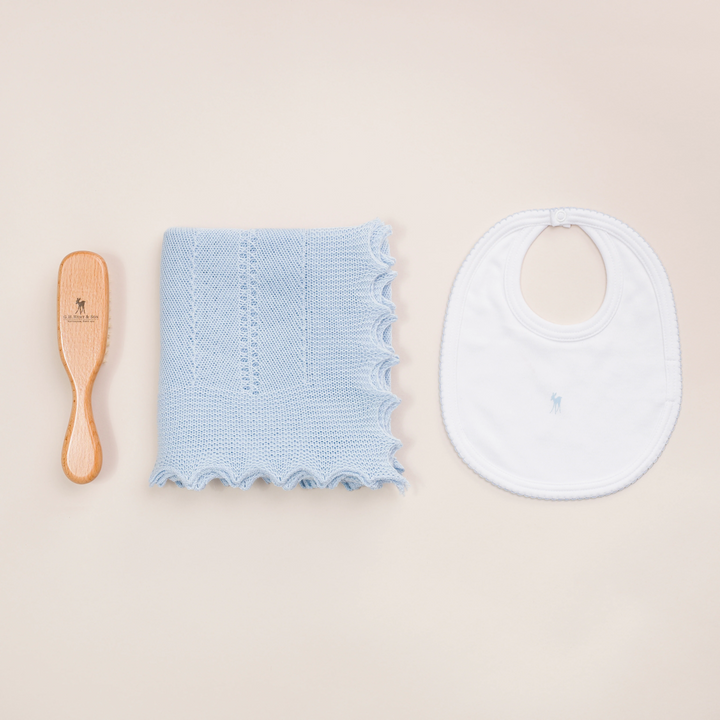 G.H. Hurt & Son Newborn Baby Gift Set (0-3M)
