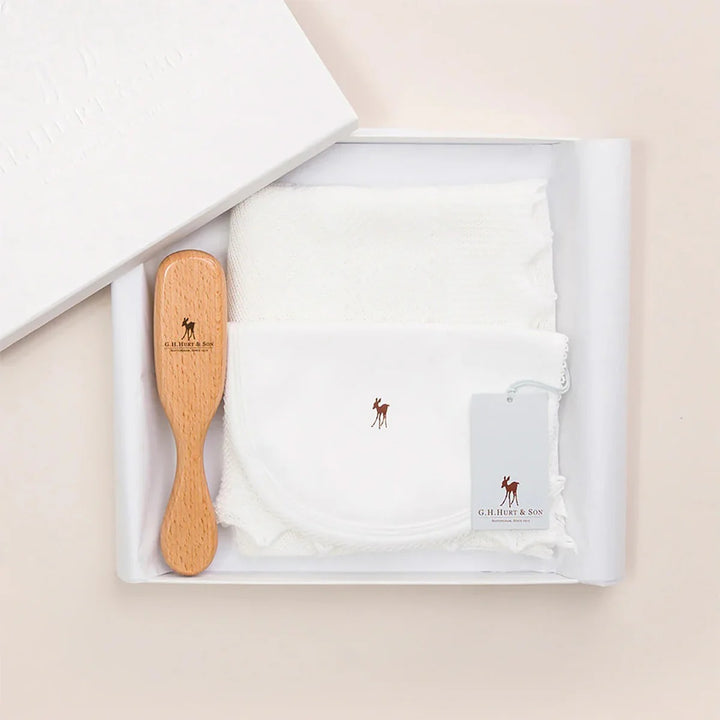 G.H. Hurt & Son Newborn Baby Gift Set (0-3M)