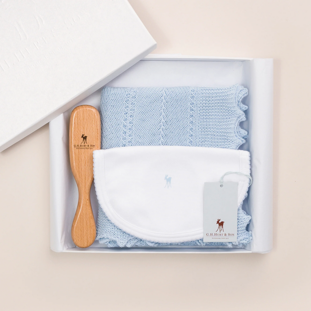 G.H. Hurt & Son Newborn Baby Gift Set (0-3M)