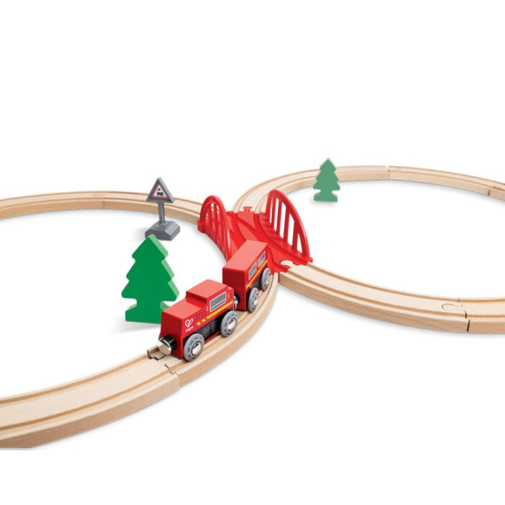 Hape Classic Figure 8 Set
