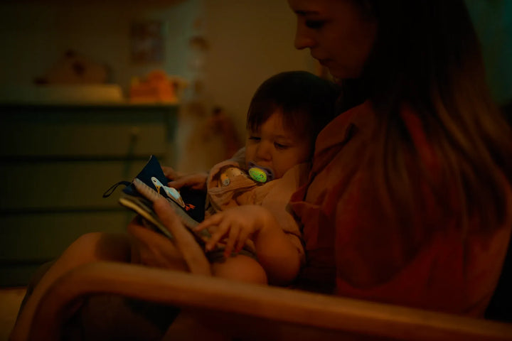 Philips Avent Glow-In-The-Dark Soother - 18M
