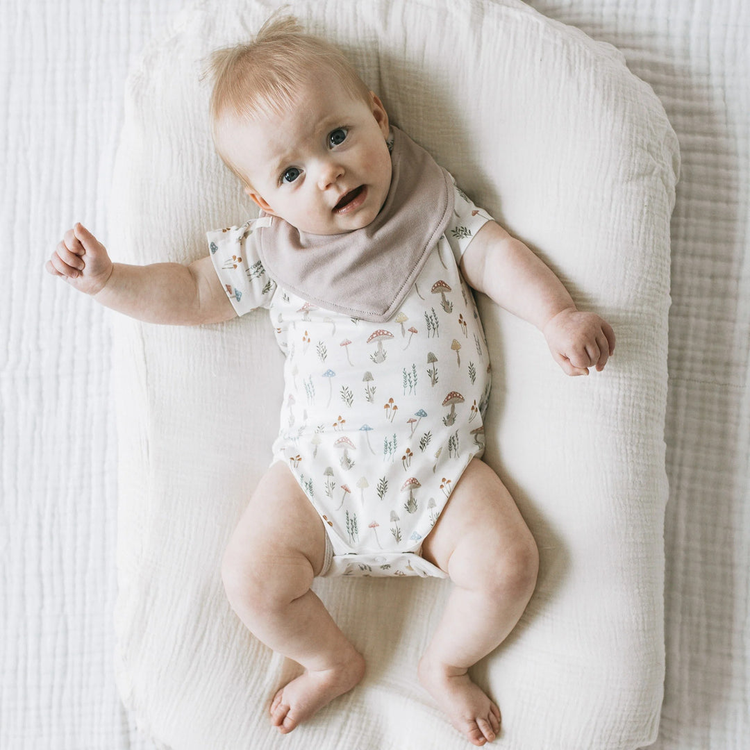 Kays + Kins Organic Short Sleeve Bodysuit