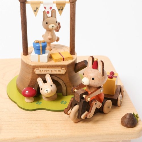 Wooderful Life Tree Trunk