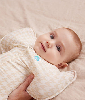 Baby in Love To Dream Swaddle Up 1.0 TOG Cotton Tan Houndstooth