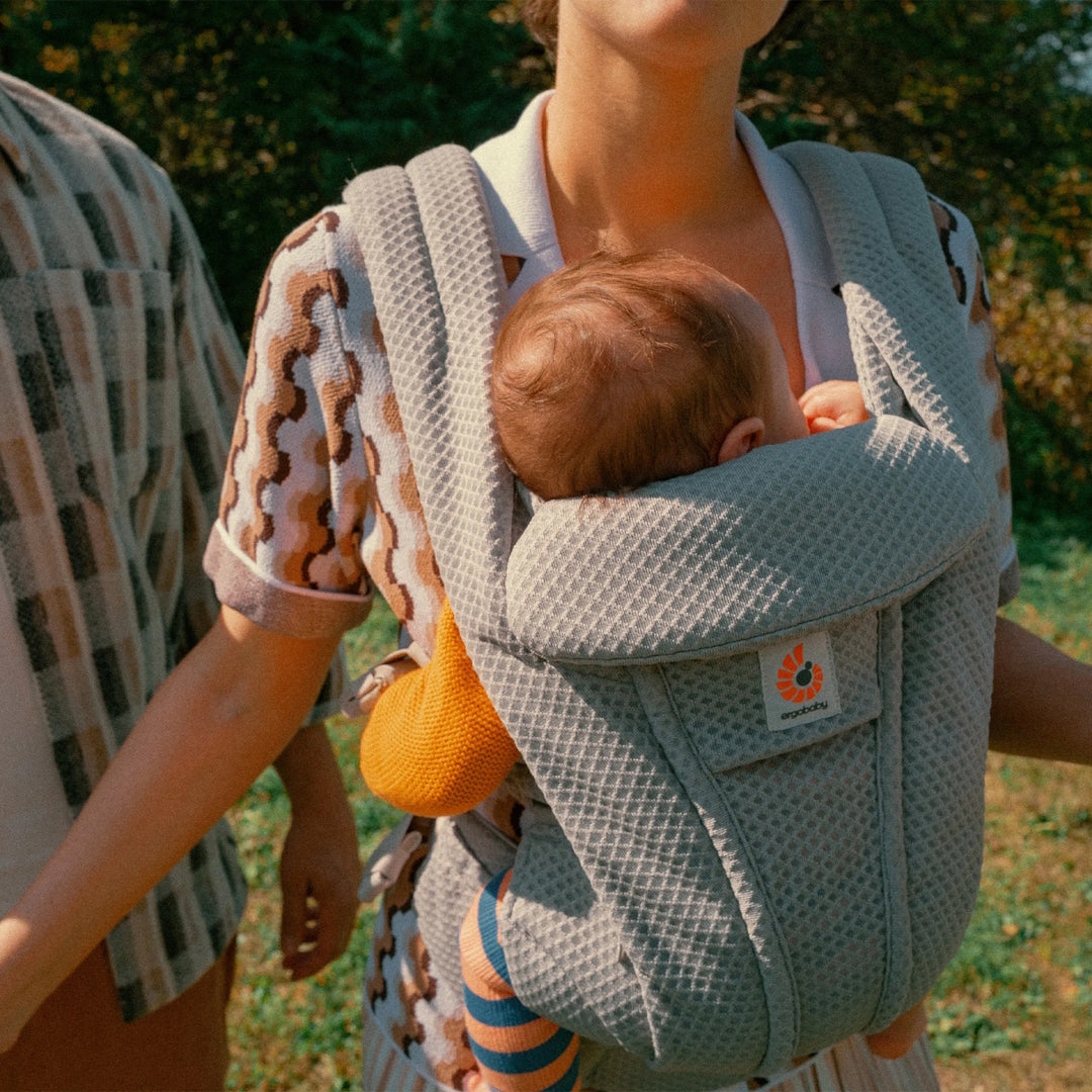 Ergobaby Omni Deluxe All-in-One Mesh Baby Carrier