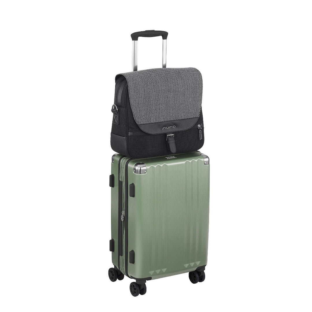 Nuna Diaper Bag Caviar (Verona)