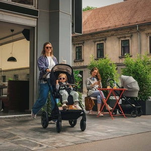 Nuna BMW Edition Travel Bundle (BMW MIXX Next + PIPA Urbn + TRES lx) - lifestyle