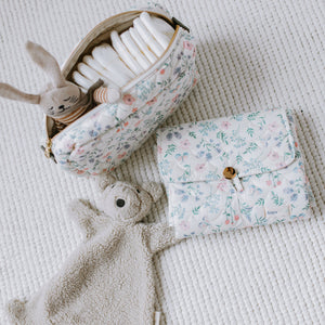Matching Kays+Kins Bloomlet toiletry pouch