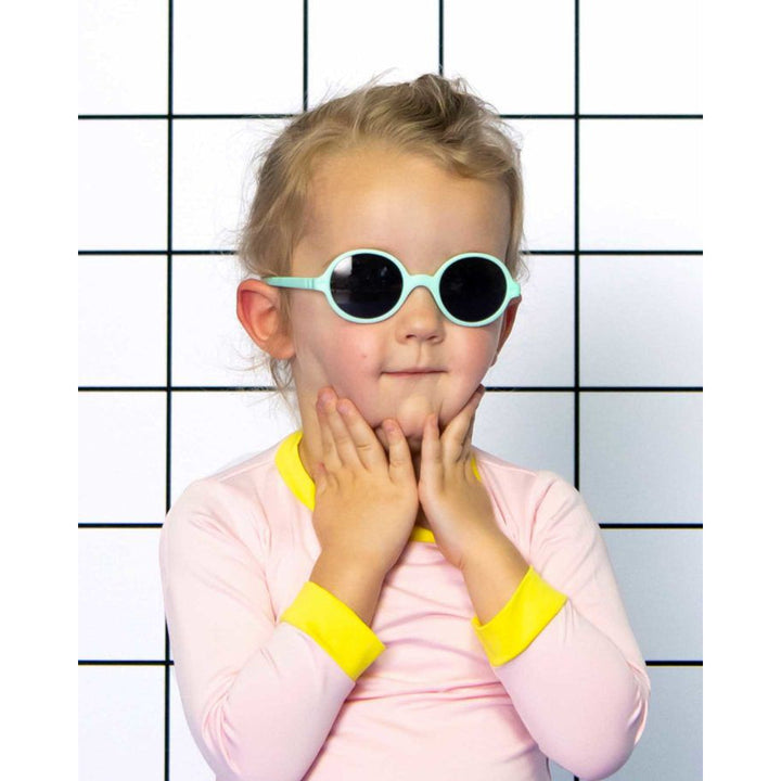 KI ET LA Sunglasses RoZZ (4-6 Years) Black – lifestyle image