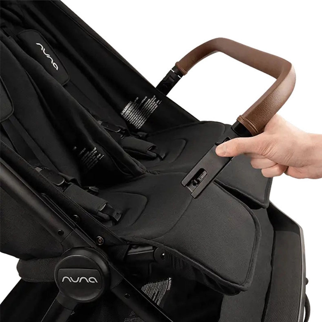 Nuna Trvl Dubl Caviar (Preorder)