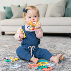Infantino Teether & Rattles Baby Gift Set (F315127)