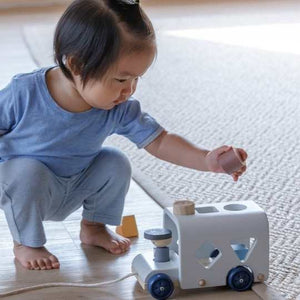 Plan Toys Sorting Bus- White