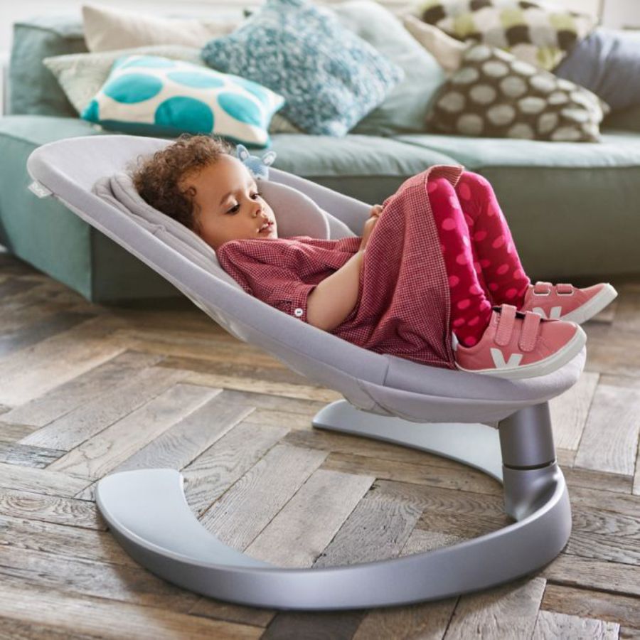 Nuna Leaf Curv + Nuna Leaf Toybar