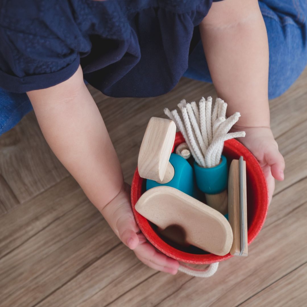Plan Toys Cleaning Set