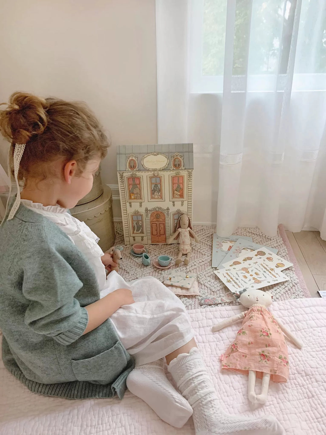 Atelier Choux Large Hotel Rigid Gift Box