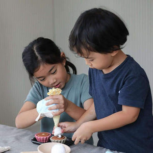 Plan Toys Cupcake Set