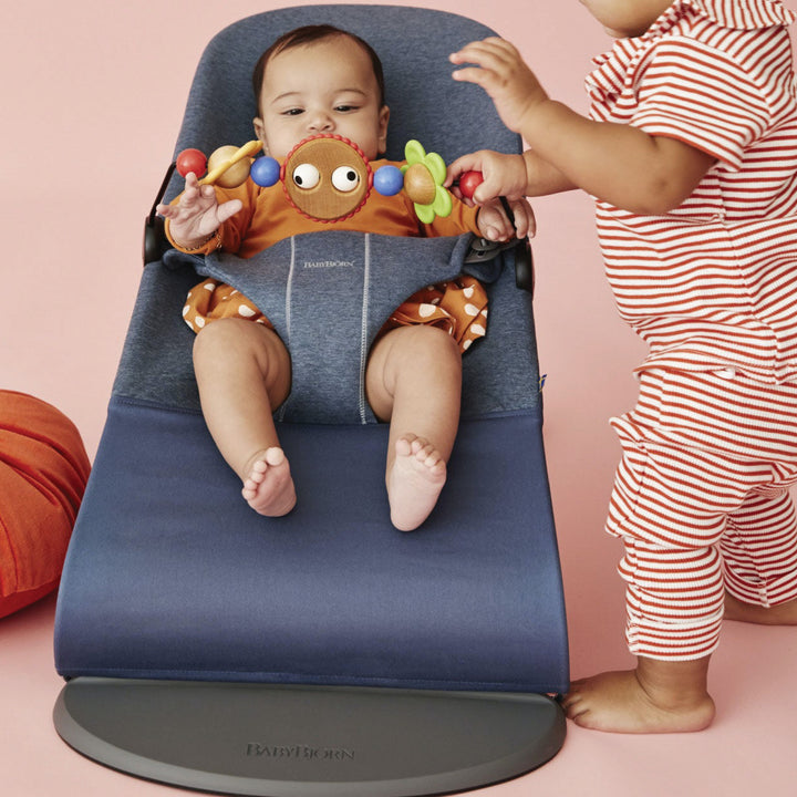 BabyBjörn Wooden Toy For Bouncer (Googly Eyes)