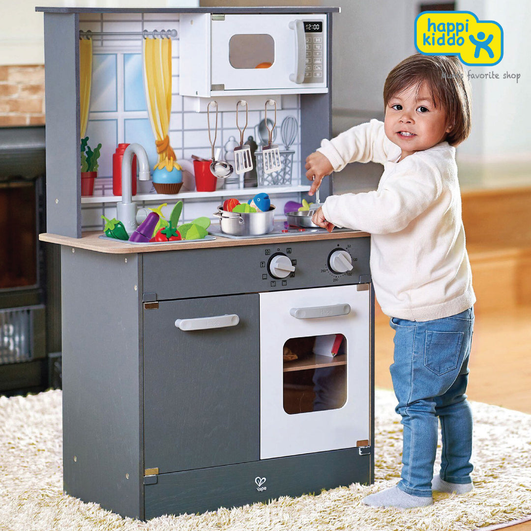 Hape Kitchen With Light and Sound