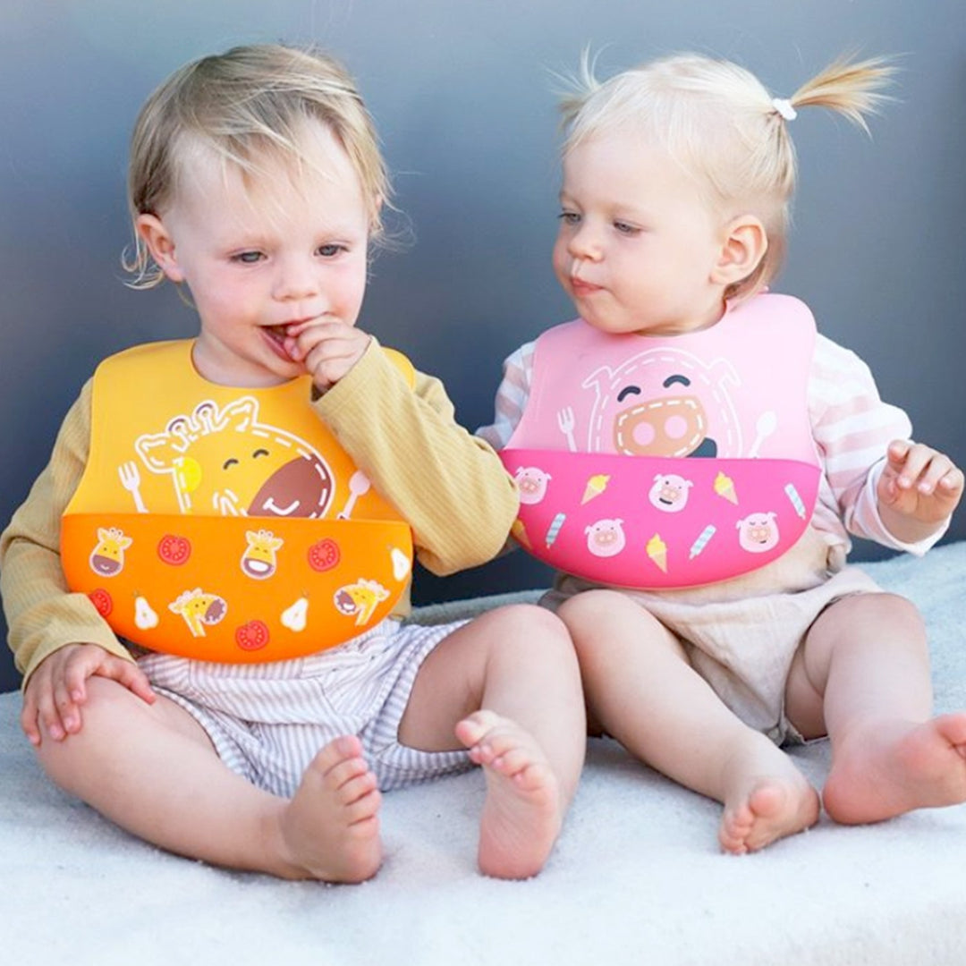 Marcus & Marcus Wide Coverage Silicone Bib- Lucas