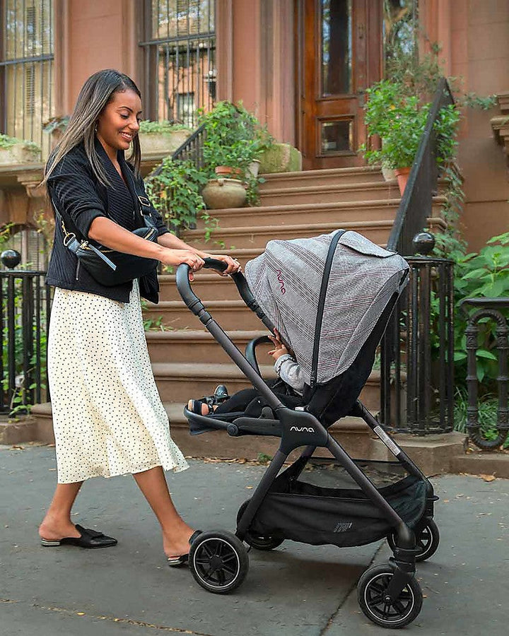 Nuna Triv Ellis Stroller
