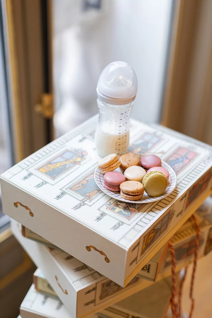 Atelier Choux Large Hotel Rigid Gift Box